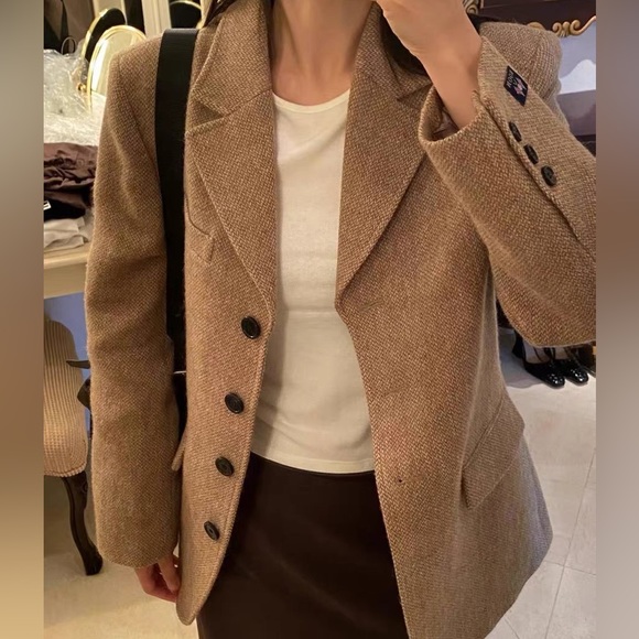 100% Wool Blazer - Picture 2 of 4